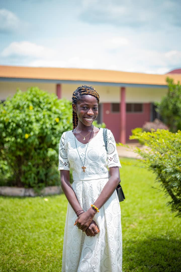 Akosua Bel